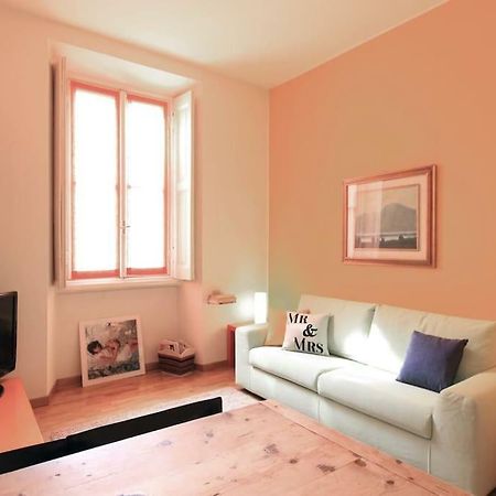 Appartamento Centro Storico Corso Magenta Cadorna Milan Luaran gambar