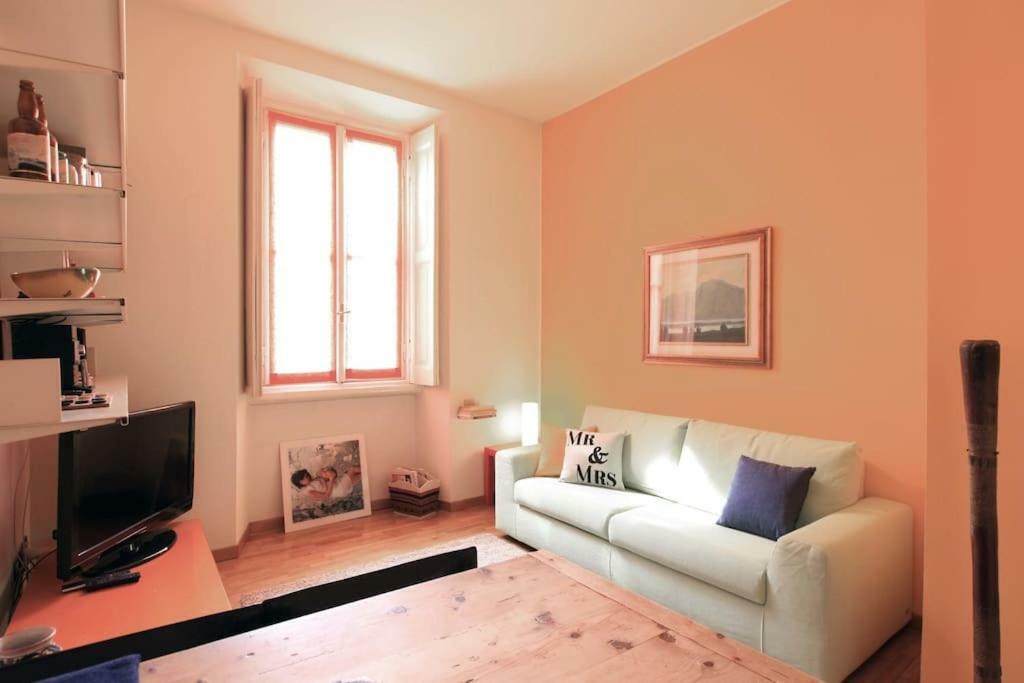 Appartamento Centro Storico Corso Magenta Cadorna Milan Luaran gambar